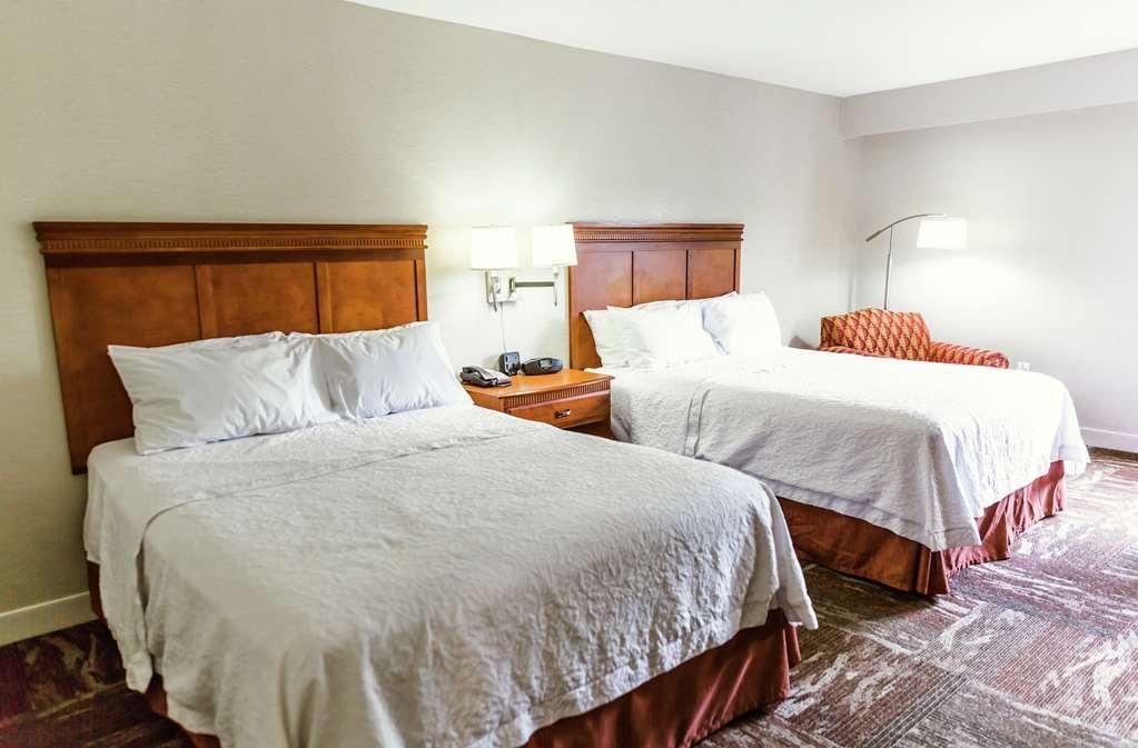 Hampton Inn Oak Ridge Knoxville Номер фото
