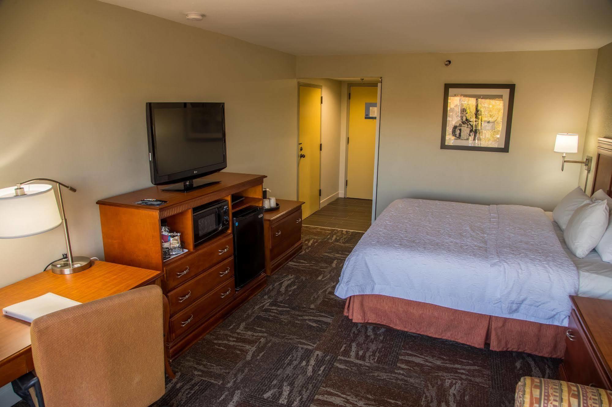Hampton Inn Oak Ridge Knoxville Екстер'єр фото